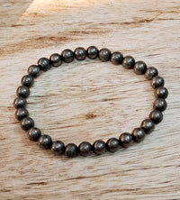 Divinity Crystals 7 Chakra Heart Bracelet - Natural 8 mm Crystal Bracelet for Good Luck, Love, Abundance, Healing, and Meditation for Men and Women