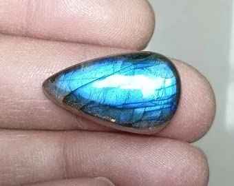 Natural Labradorite Healing Crystal AAA Grade Cabochons - Single Stone (20 mm to 30 mm Approx.)
