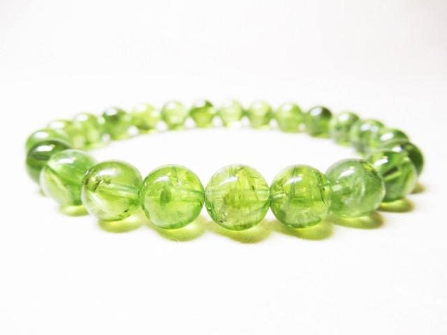 Divinity Crystals Peridot Crystal Bracelet - Natural Semi Precious Gemstone, 8mm Round Beads for Reiki Healing, Crystal Healing, and Chakra Balance