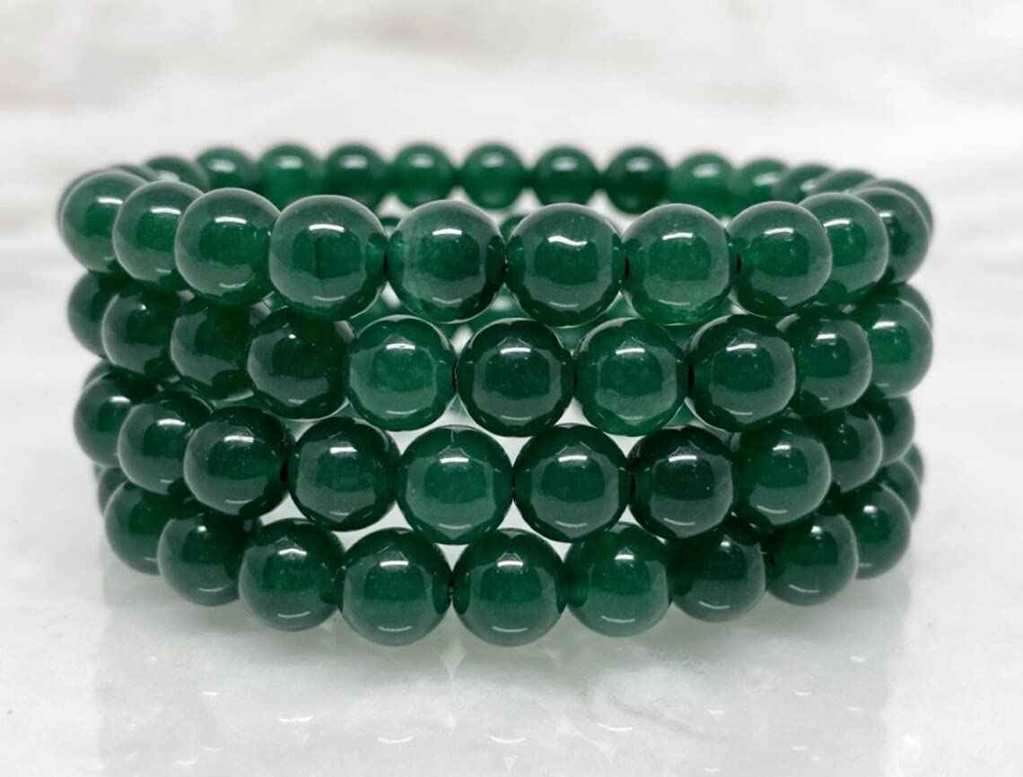 Divinity Crystals 7 Chakra Heart Bracelet - Natural 8 mm Crystal Bracelet for Good Luck, Love, Abundance, Healing, and Meditation for Men and Women