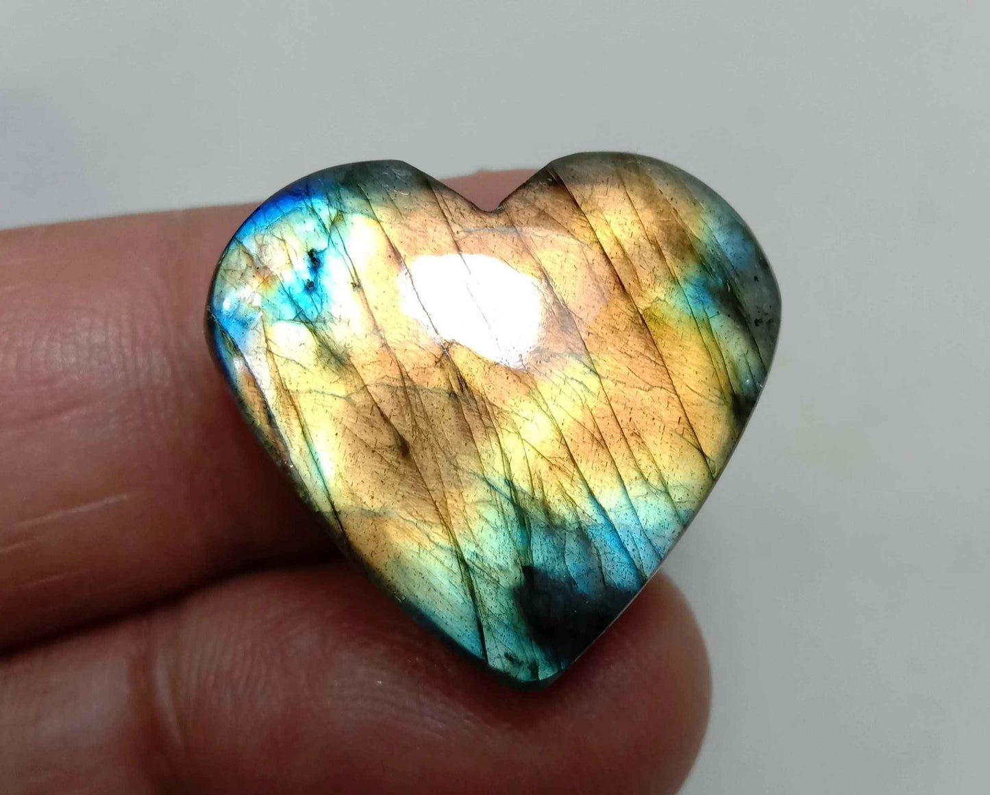 Natural Labradorite Healing Crystal AAA Grade Cabochons - Single Stone (20 mm to 30 mm Approx.)