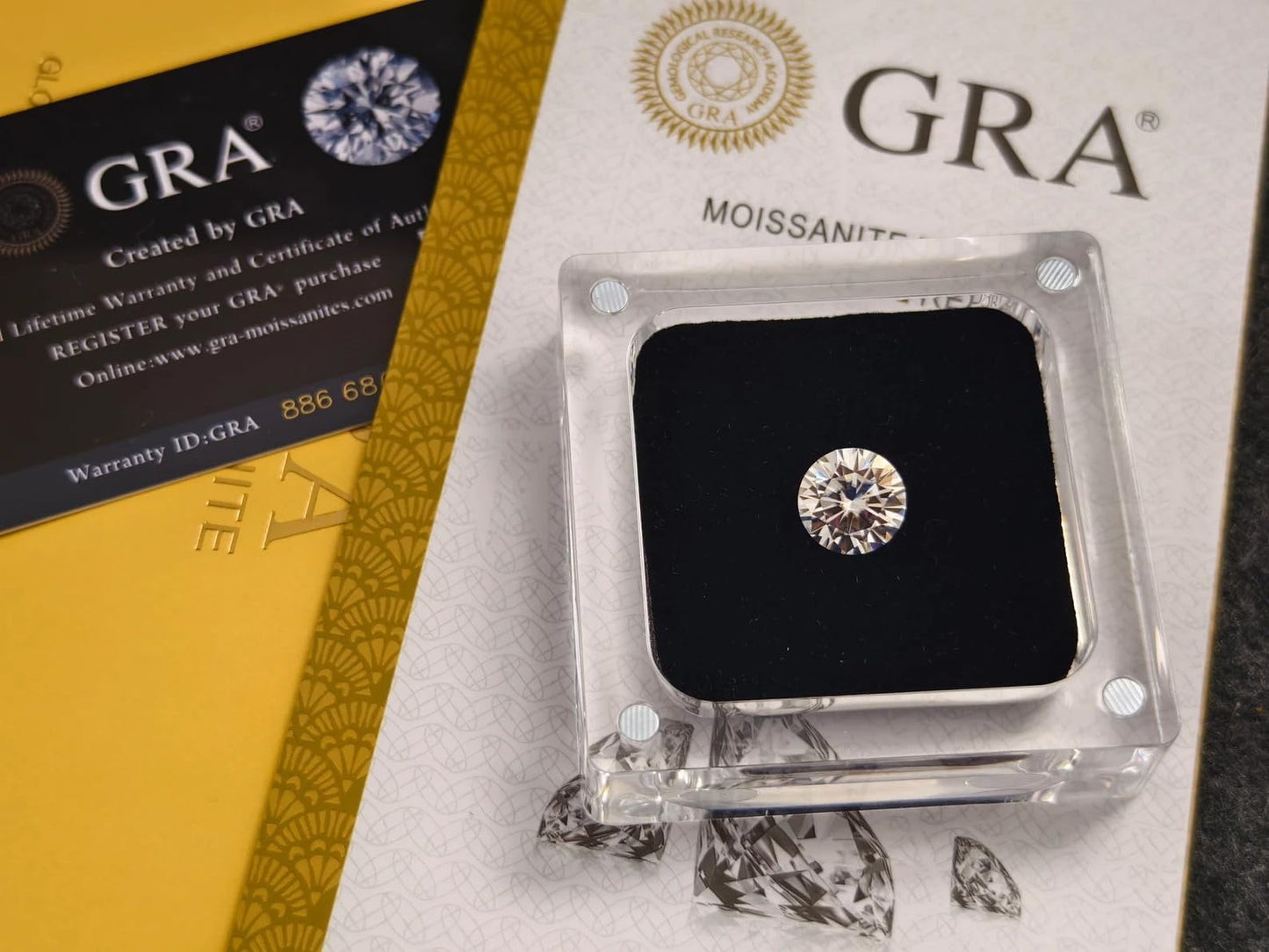 GRA Certified Lab Grown Moissanite Diamonds – Round Cut D VVS1 Loose Stone 0.95 Carat_6.5 mm with Certificate & Warranty Card | For Engagement Rings & Custom Jewellery Designs - IGL Jewels